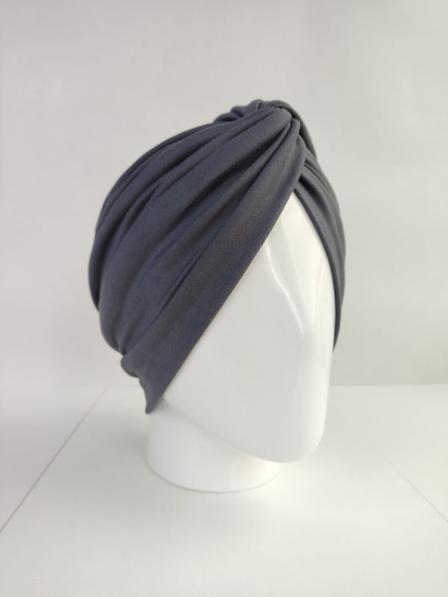 Gorro Turbante Cruzado - Plomo Oscuro - Imagen 2
