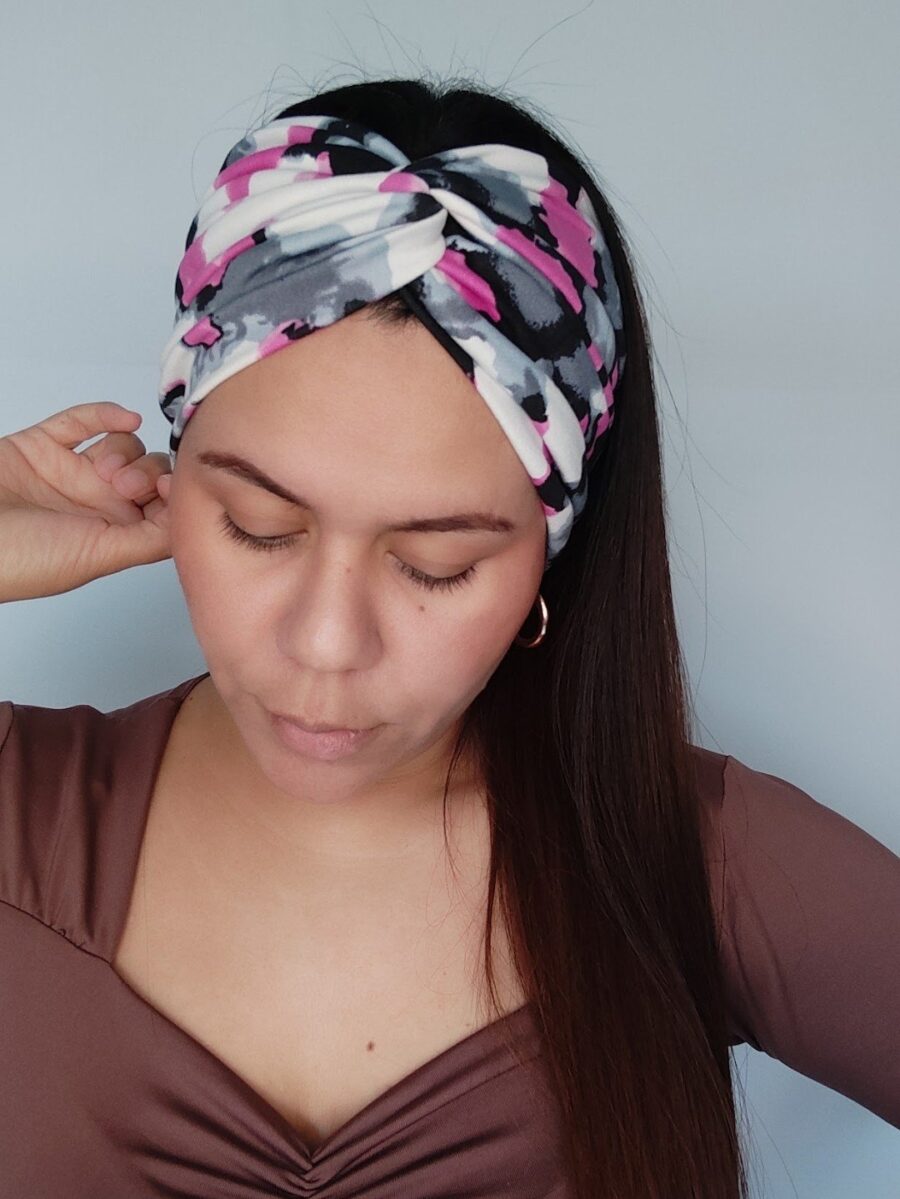 Vincha Cruzada Guadalupe - pinceladas abstractas.