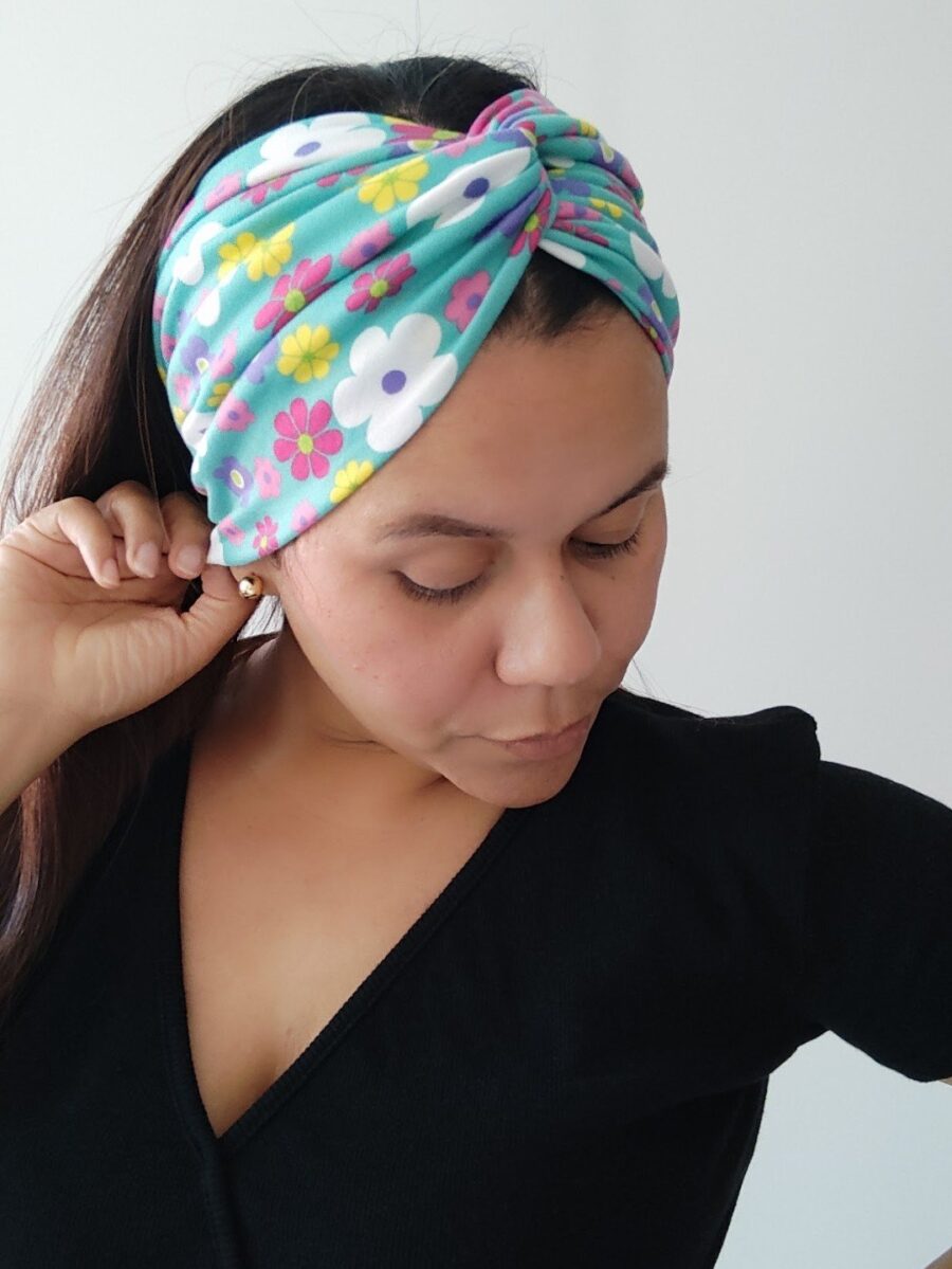 Vincha Cruzada Guadalupe - Turquesa Floral.