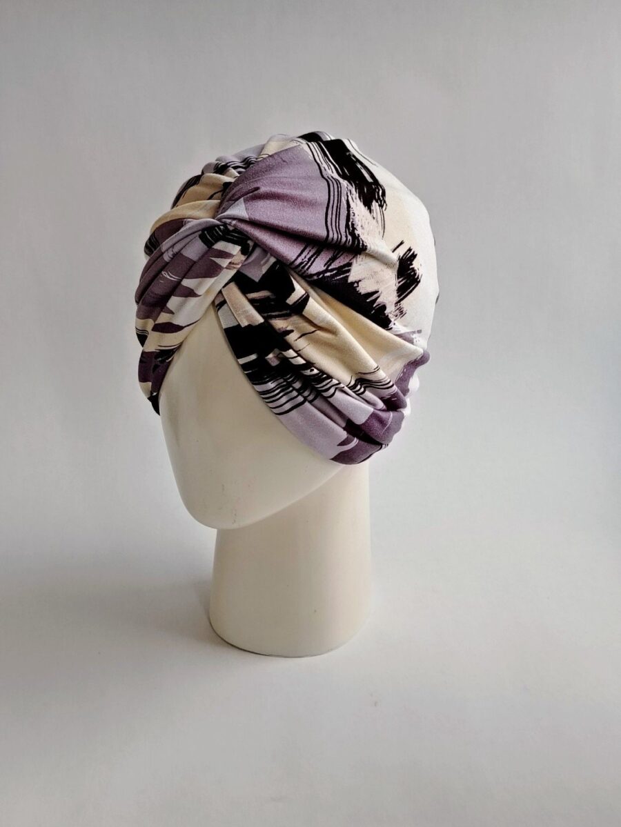 Gorro Turbante Cruzado - pinceladas abstractas Multicolor.