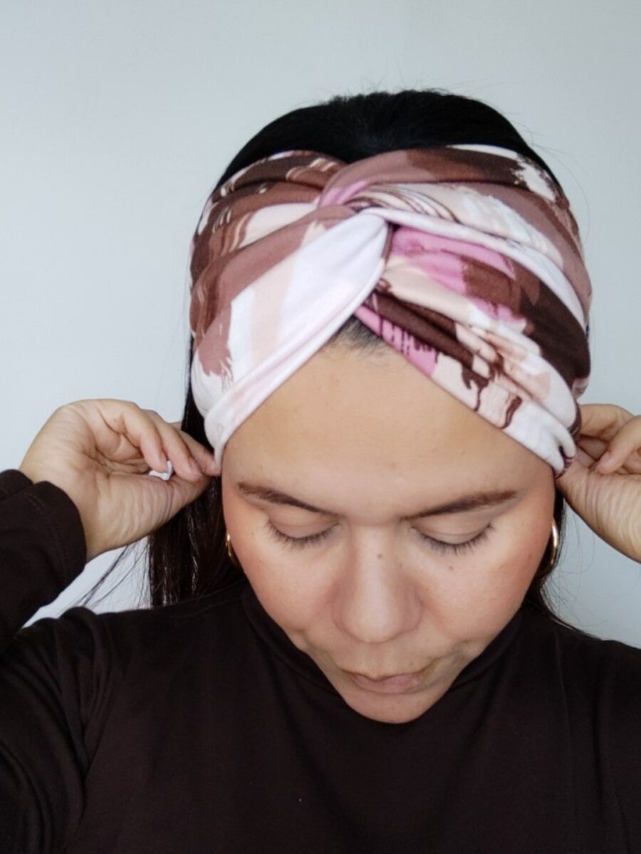 Vincha Cruzada Guadalupe - Pinceladas abstractas.