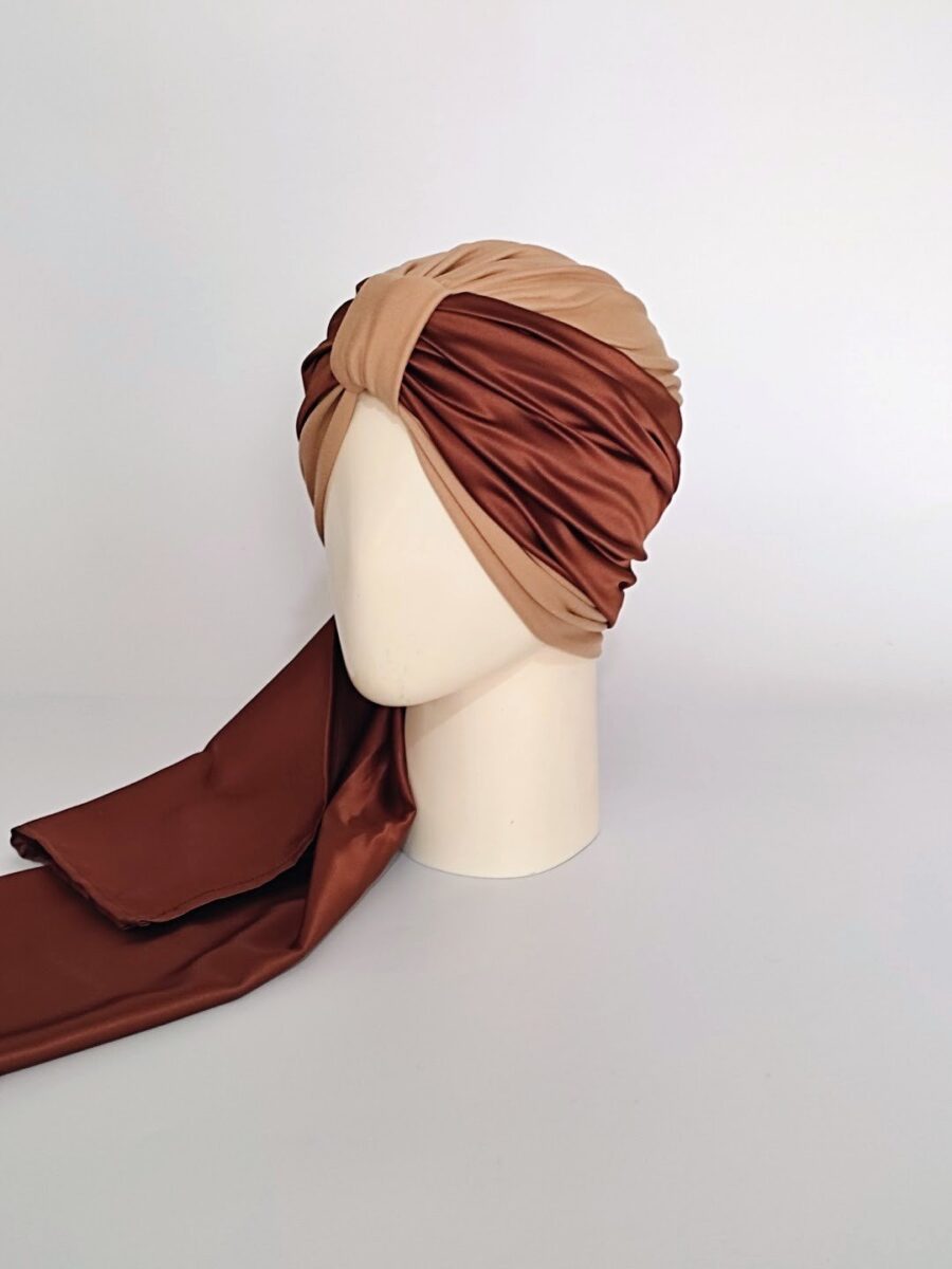 Gorro con pañoleta - Beige con pañoleta Chocolate.