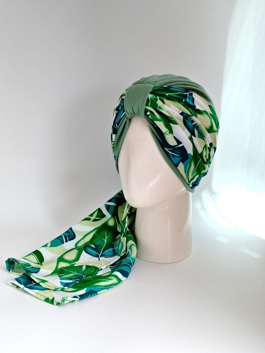 Gorro Turbante con pañoleta - Verde aceituna con pañoleta floral verde.