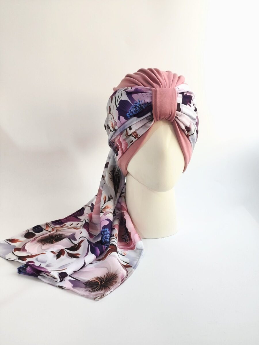 Gorro con pañoleta - palo rosa con pañoleta floral multicolor .