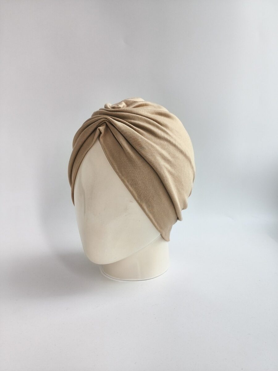Gorro Turbante Corrugado Alma - Beige .
