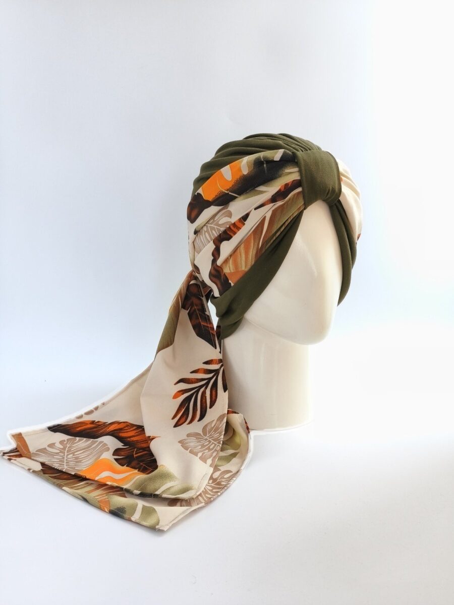 Gorros con pañoleta - verde militar con pañoleta floral amazónica .