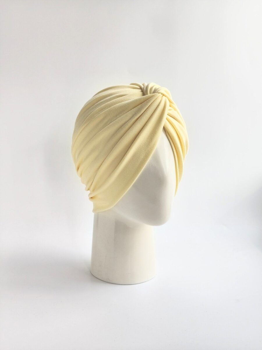 Gorro turbante cruzado - Amarillo baby.