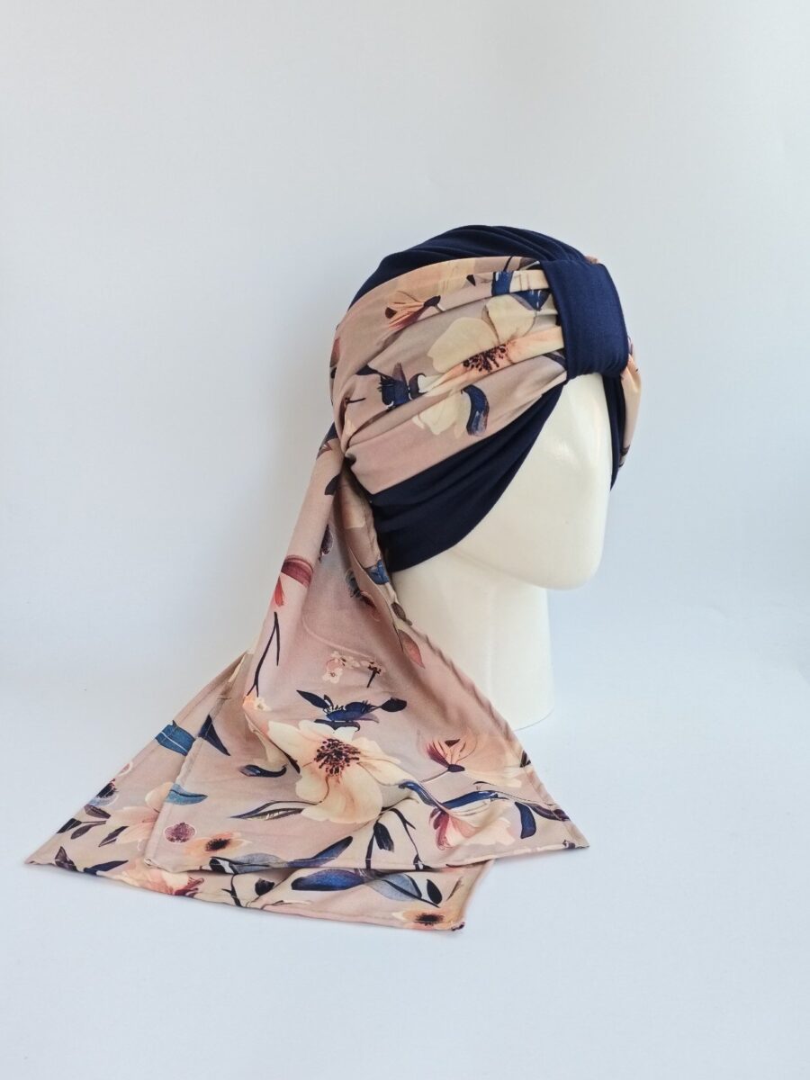 Gorro turbante con pañoleta - Azul marino con pañoleta beige floral.