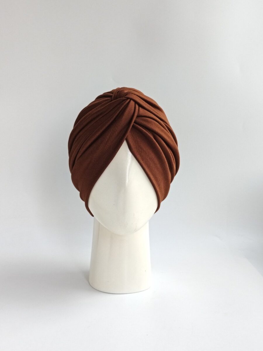 Gorro turbante cruzado - Marrón Camell .