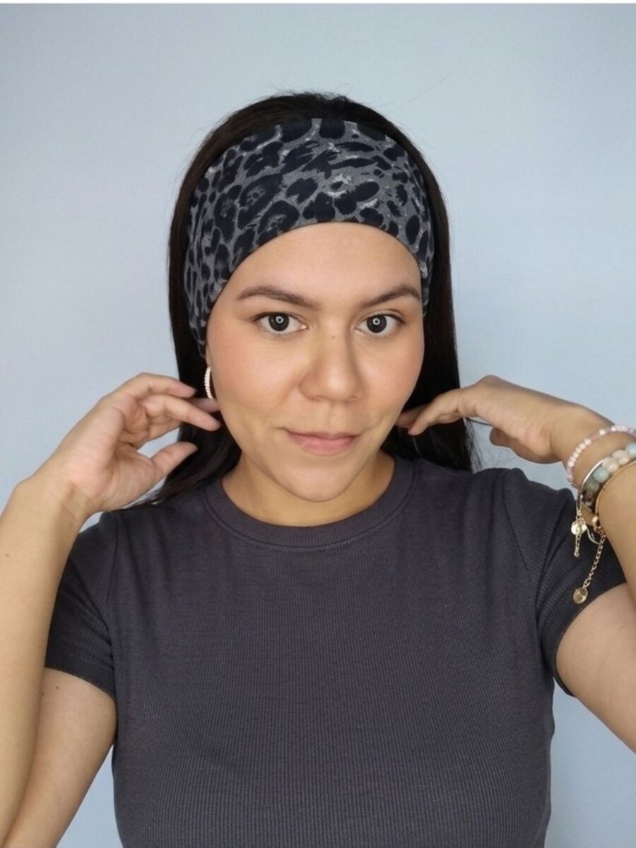 Vincha estilo Discreto Chantal - Animal print Plomo.