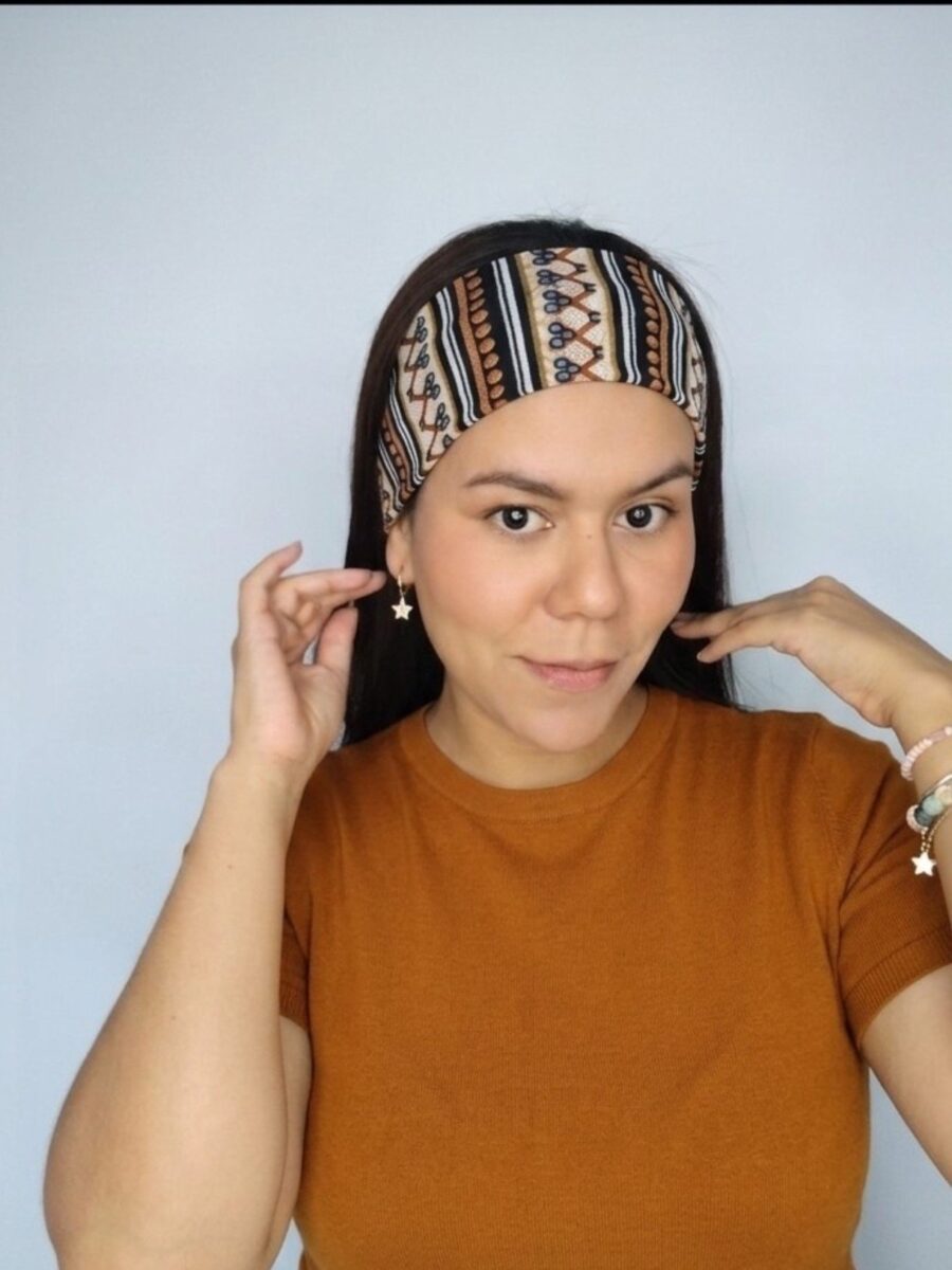 Vincha estilo Discreto Chantal - Andina beige .