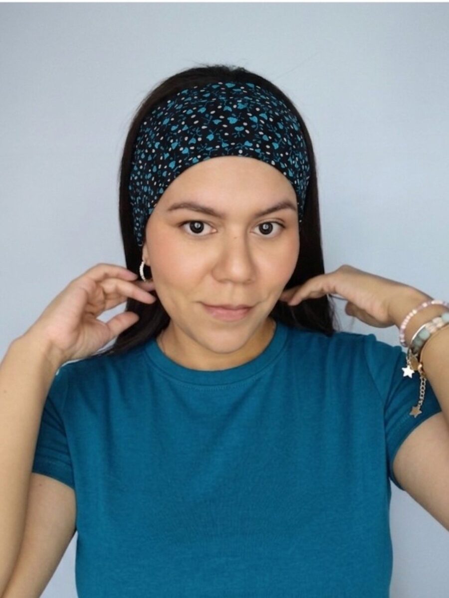 Vincha estilo Discreto Chantal - Floral azulino .