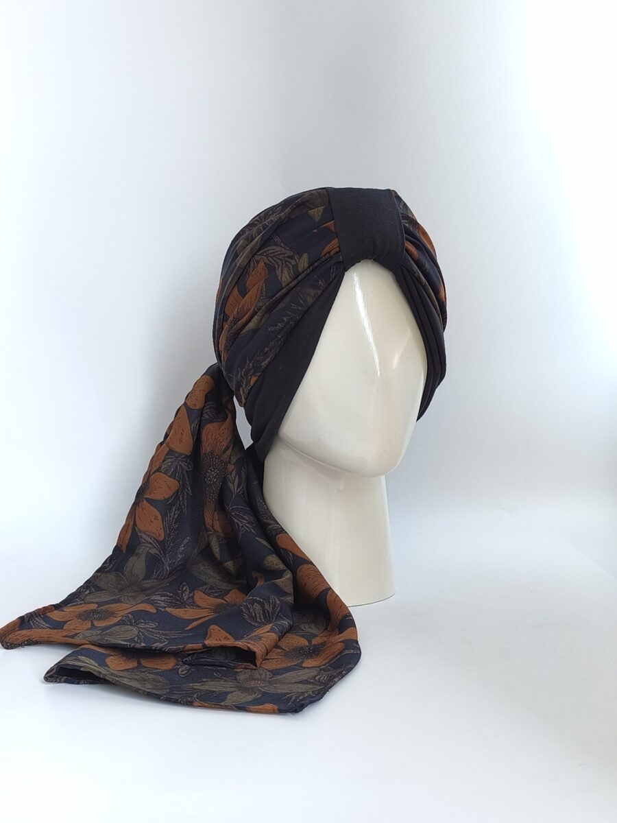 Gorro Turbante con pañoleta - Negro con pañoleta floral Camel.
