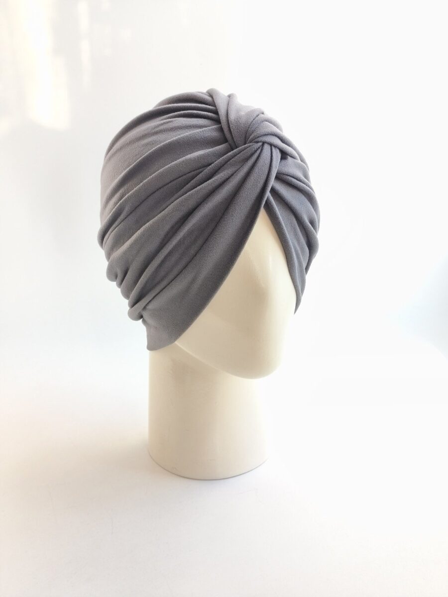 Gorro Turbante cruzado - Gris .